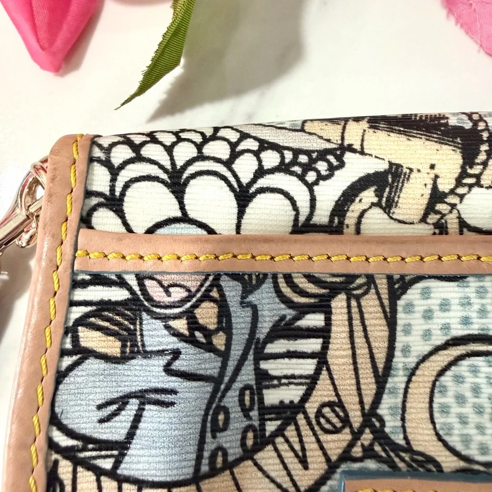 Authentic Collectible Disney Dooney & Bourke Artistic Leather and Gold Wristlet